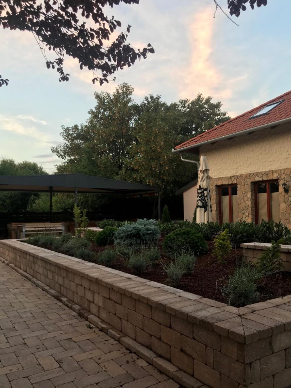 Aurora Panzio Bed and Breakfast Bük Εξωτερικό φωτογραφία